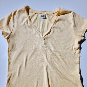 Tilt Women’s V-Neck Henley T-Shirt Yellow Short Sleeve Size L